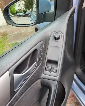Volkswagen Golf cena 17500 przebieg: 179000, rok produkcji 2008 z Toruń małe 56